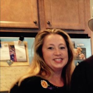 Meet your Posher, Carrie